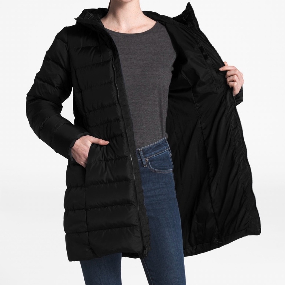 The North Face Women's Black Long Puffer Coat